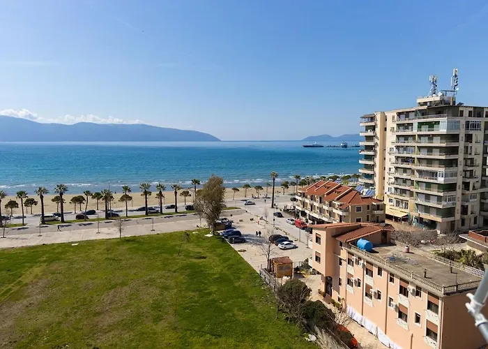 Sole Marina 2- Two Bedroom Family Appartement Vlorë