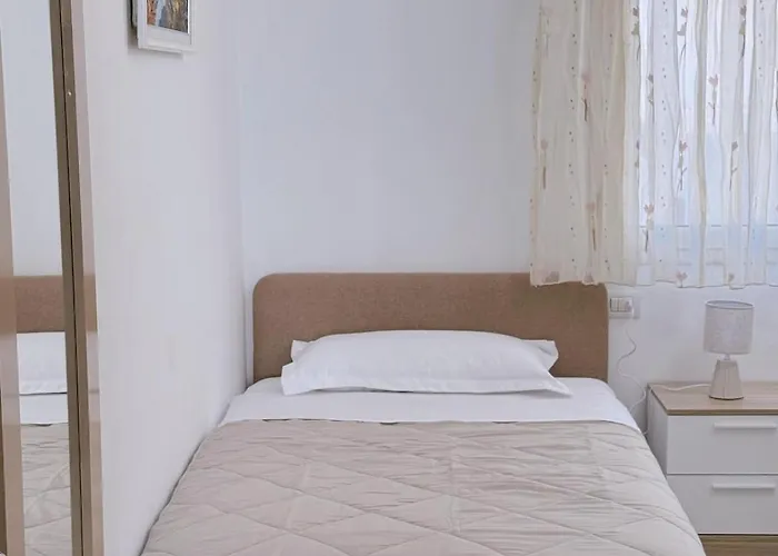 Solé Marina 2- Two Bedroom Family Appartement